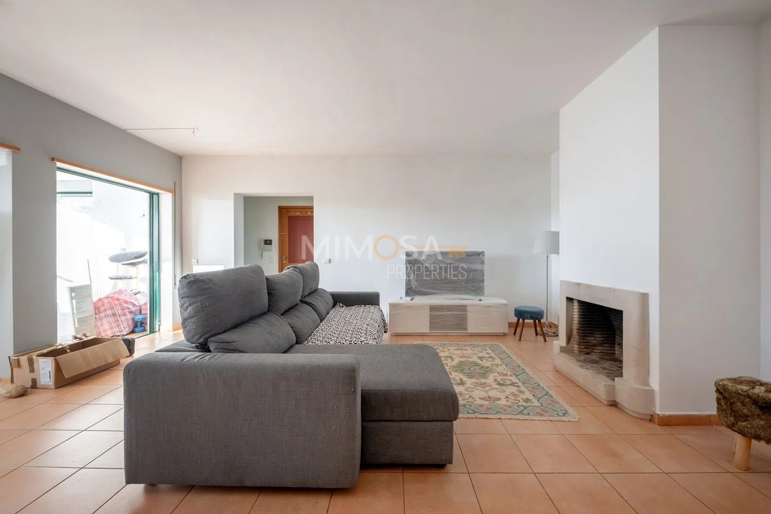 Apartment in Lagos - Image 2