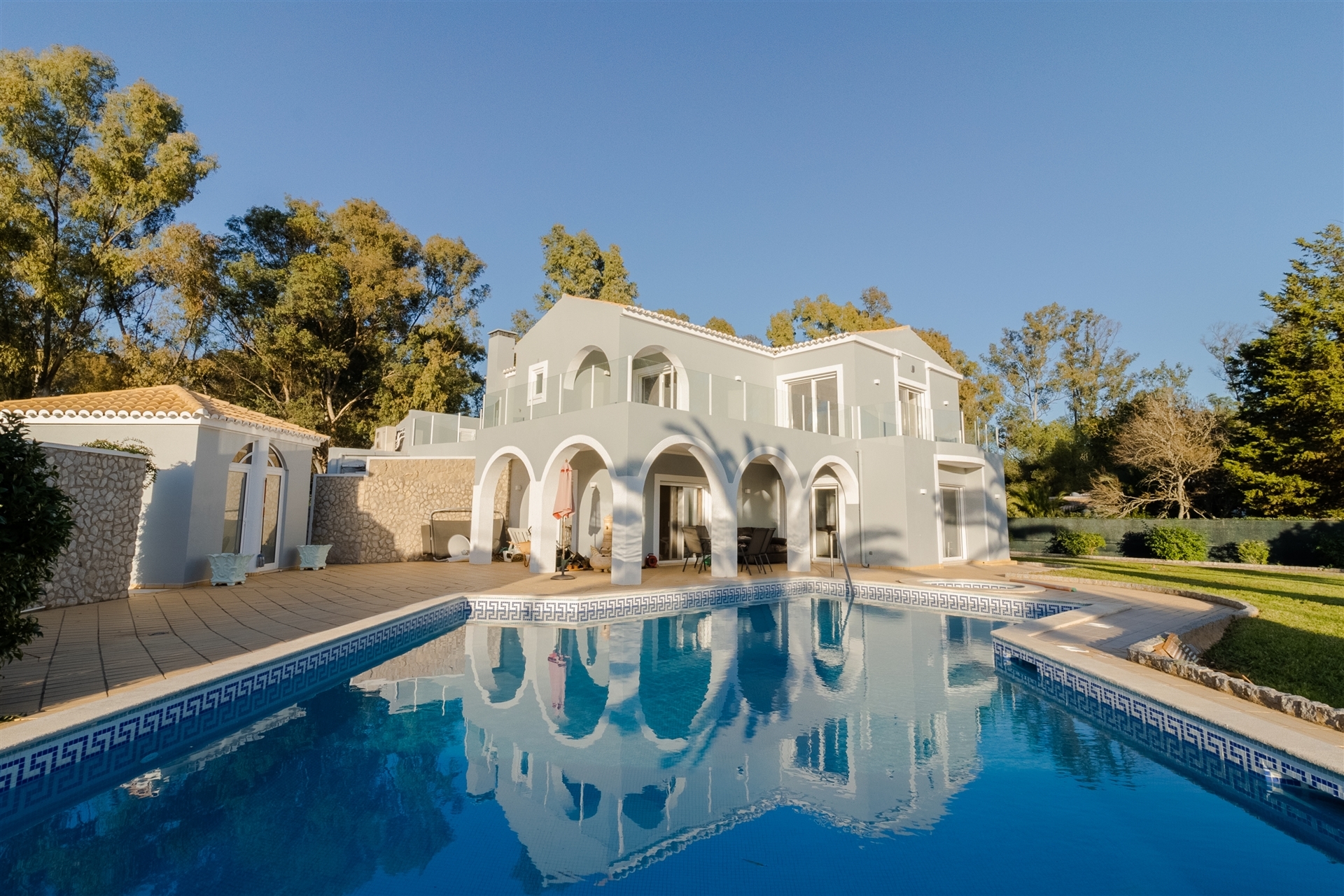 House in Penina - view 1