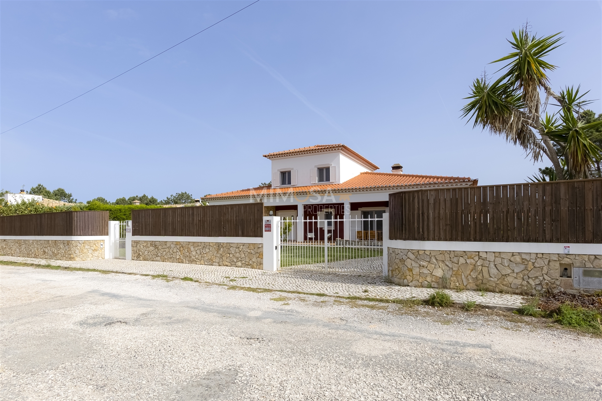 Villa in Aljezur - view 1